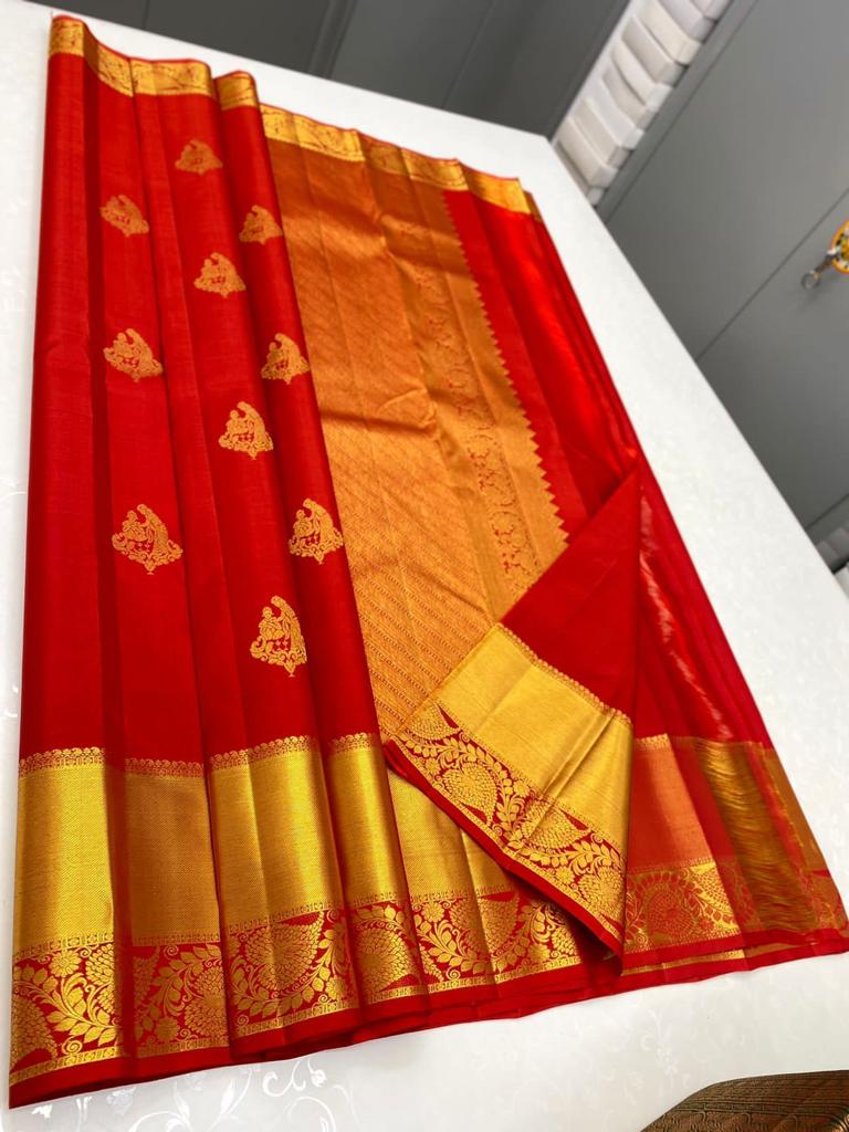 Refreshing Red Soft Banarasi Silk Saree With Sensational Blouse Piece