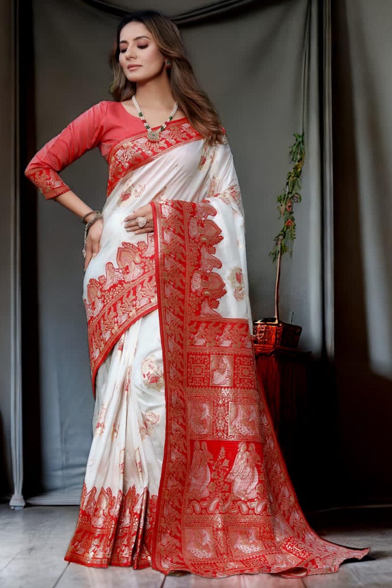 Glorious White Soft Banarasi Silk Saree With Pleasurable Blouse Piece