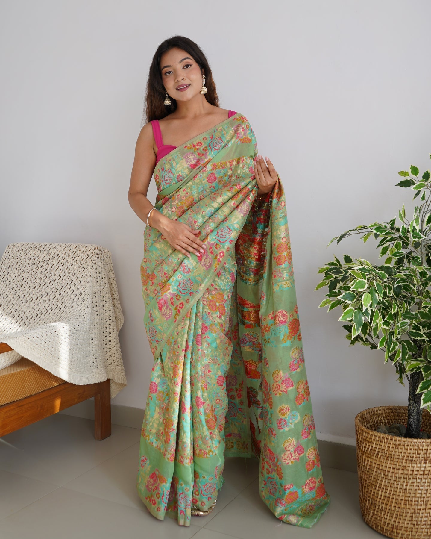 Staggering Pista Pashmina Saree With Scrupulous Blouse Piece