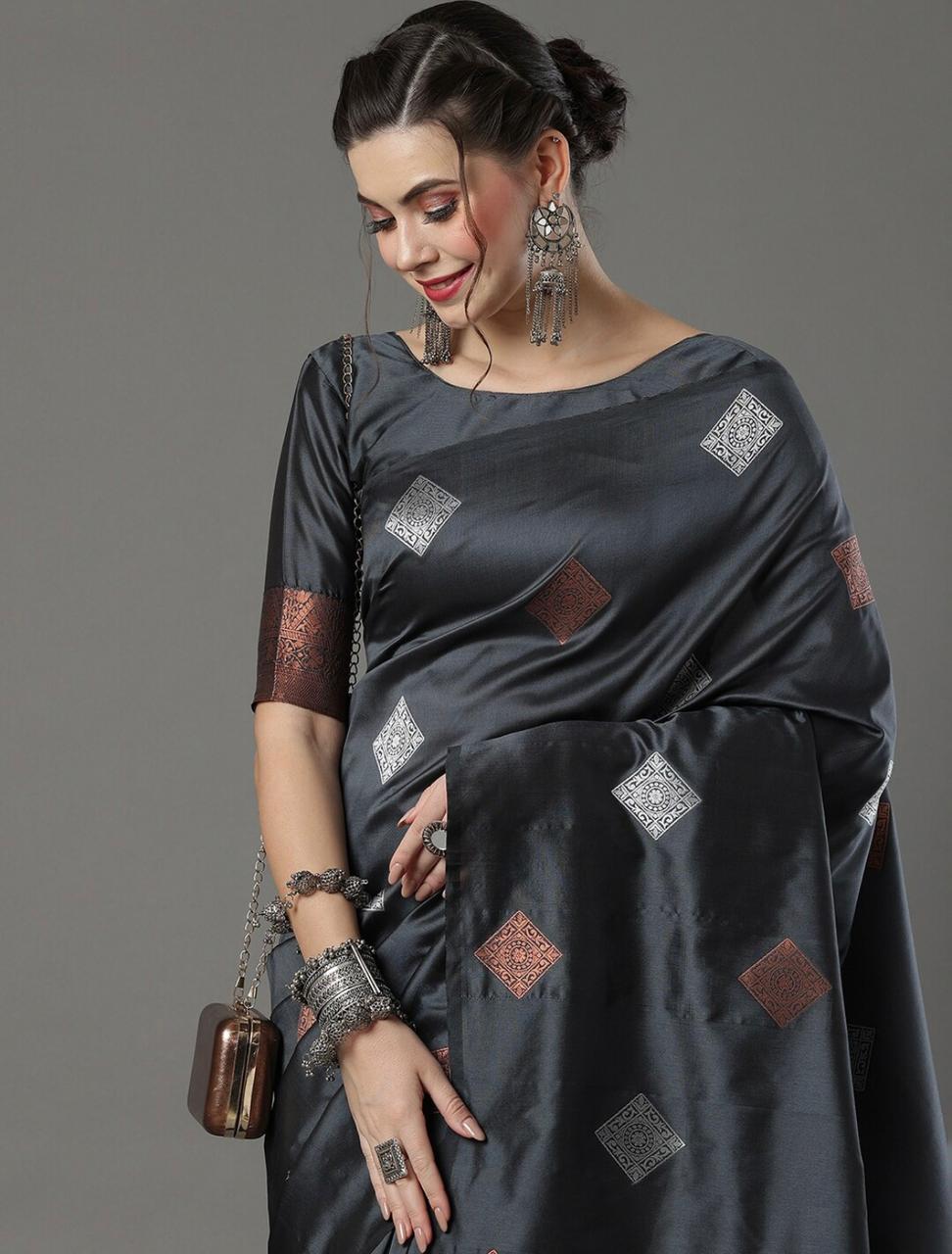 Surreptitious Grey Soft Silk Saree With Diaphanous Blouse Piece