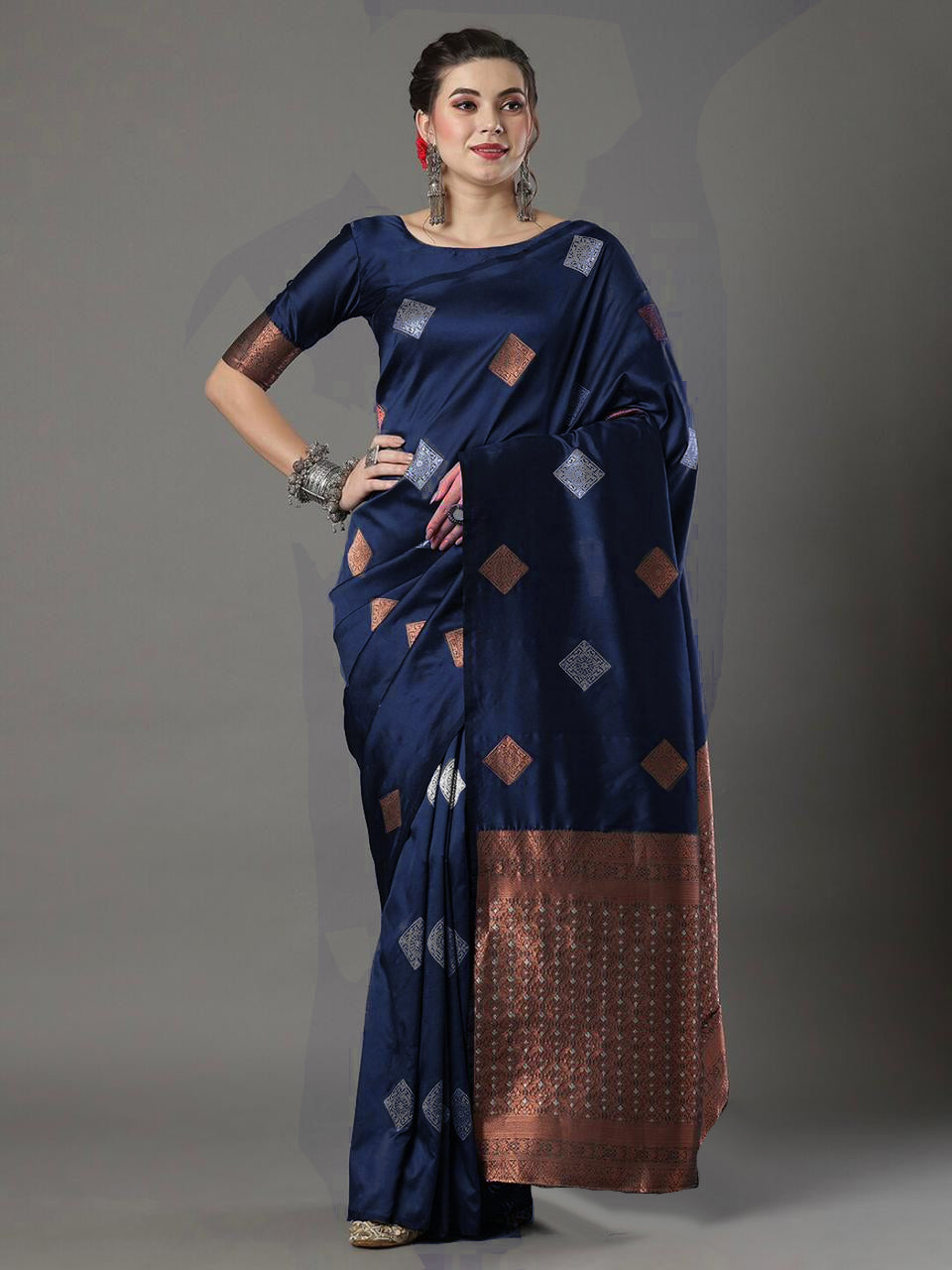 Ravishing Navy Blue Soft Silk Saree With Radiant Blouse Piece