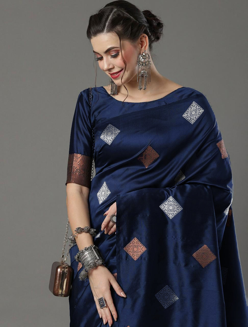 Ravishing Navy Blue Soft Silk Saree With Radiant Blouse Piece