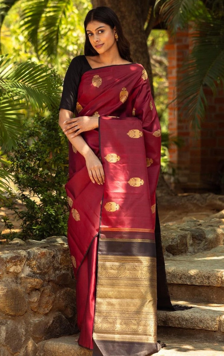 Amiable Maroon Soft Silk Saree With Artistic Blouse Piece