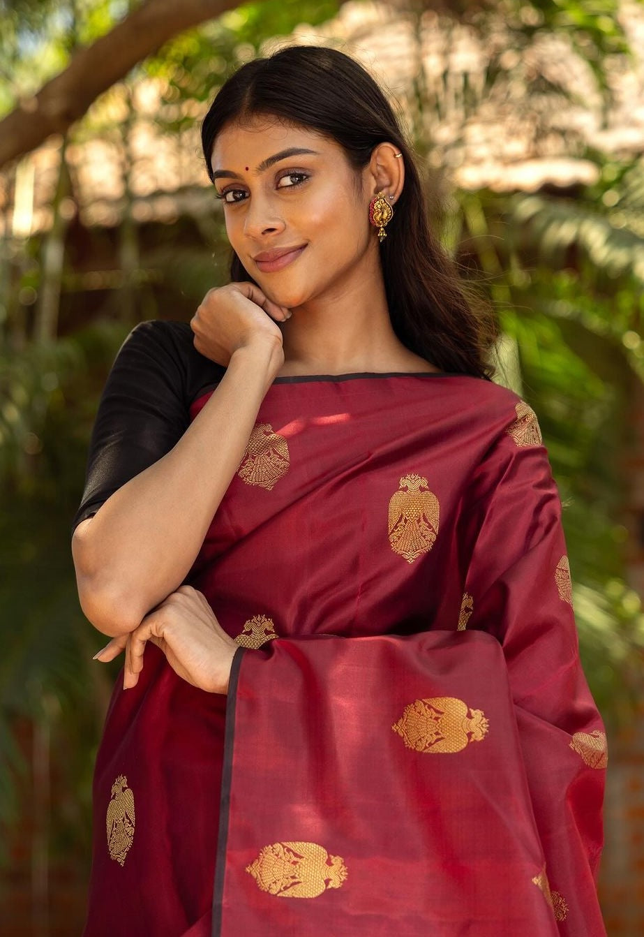 Amiable Maroon Soft Silk Saree With Artistic Blouse Piece