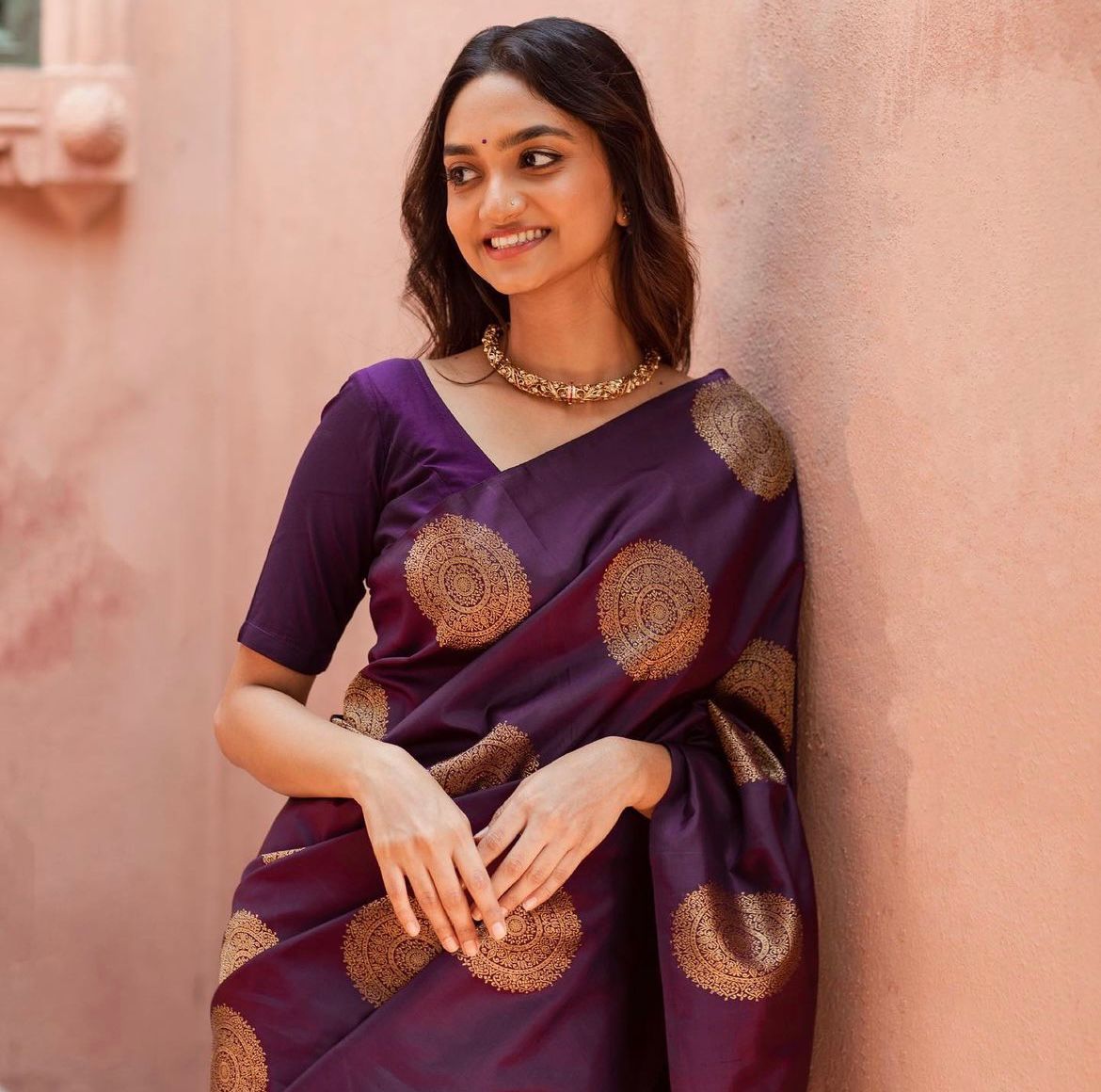 Intricate Purple Soft Silk Saree With Aplomb Blouse Piece