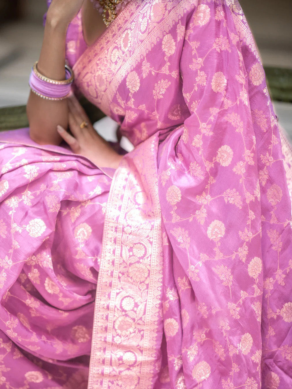 Sizzling Baby Pink Soft Silk Saree With Rhapsody Blouse Piece