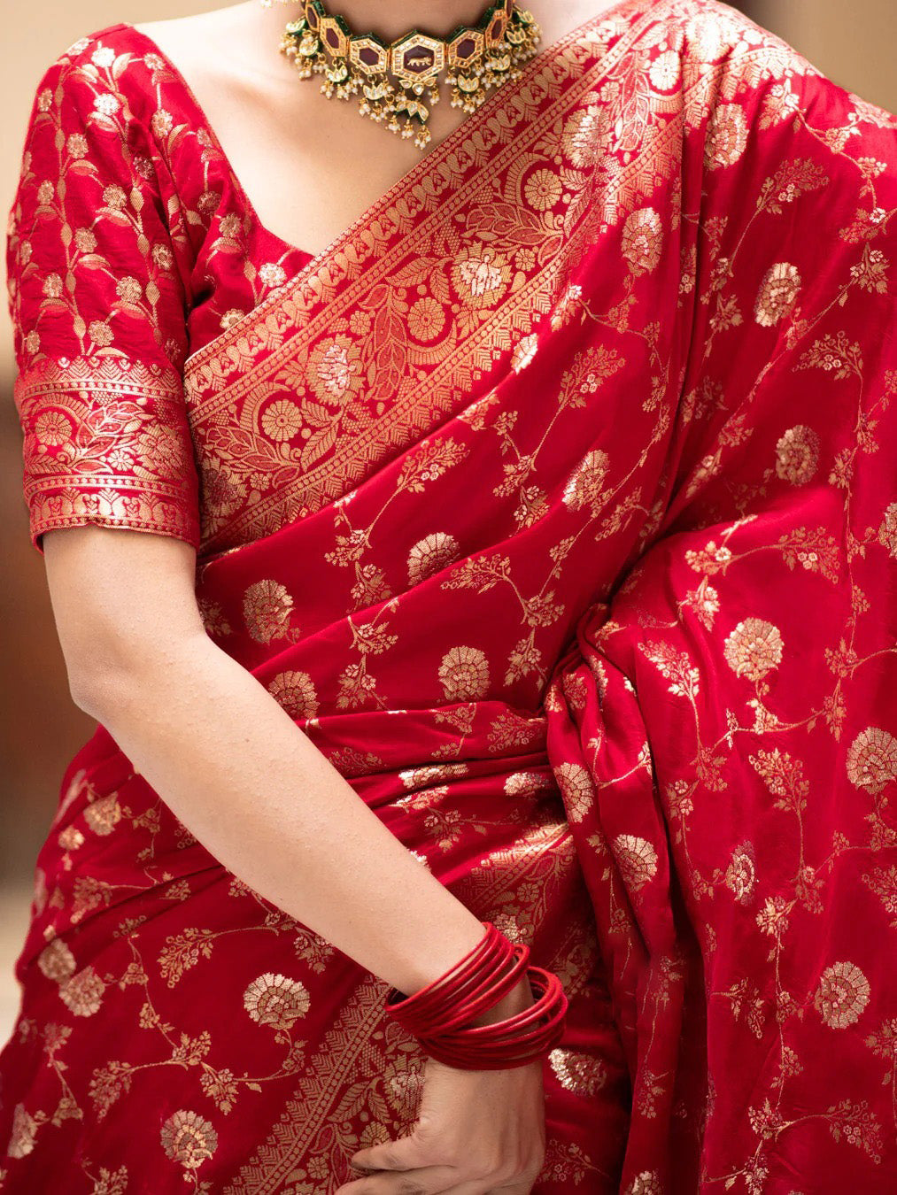 Stylish Red Soft Silk Saree With Diaphanous Blouse Piece