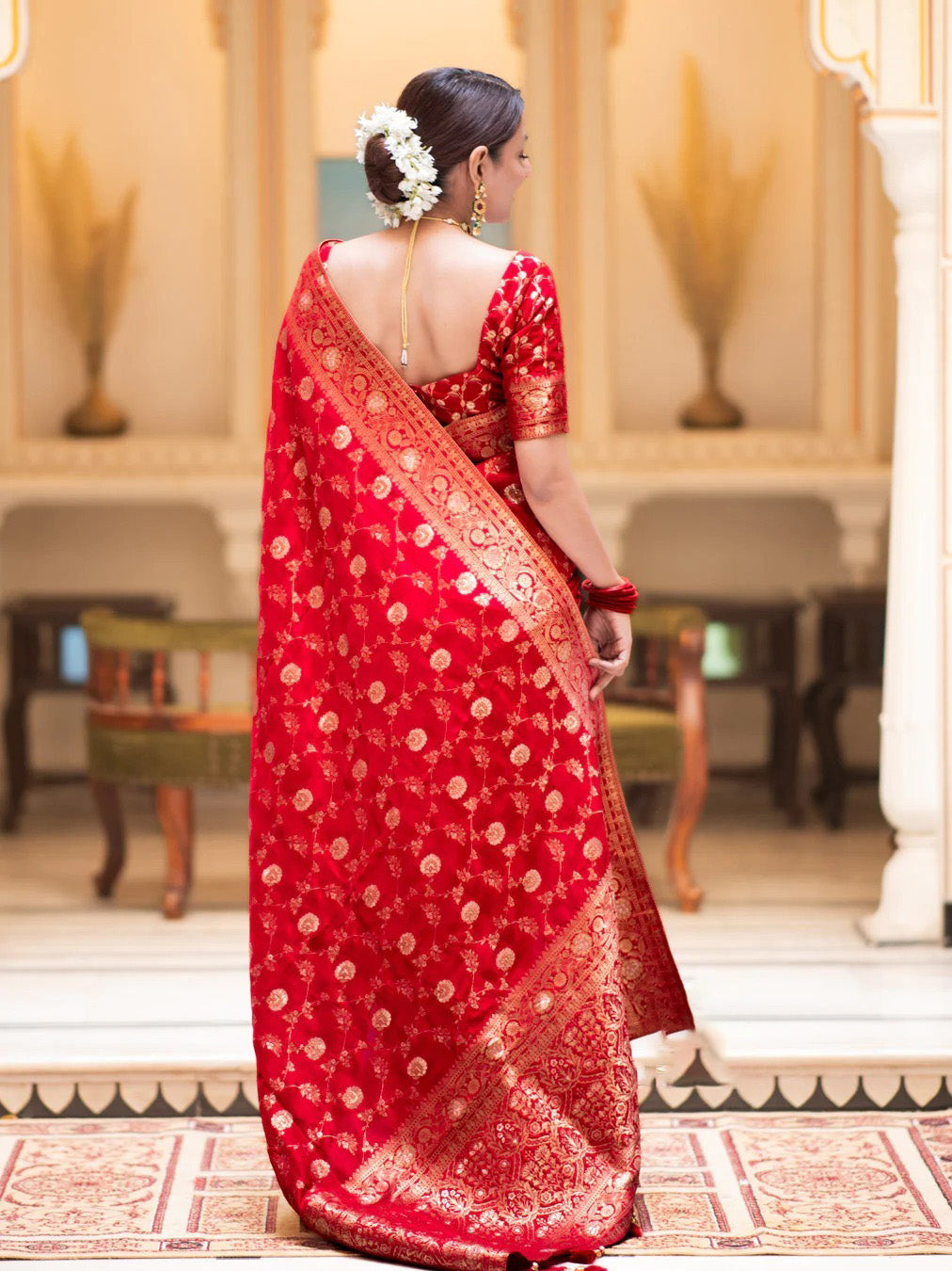 Stylish Red Soft Silk Saree With Diaphanous Blouse Piece