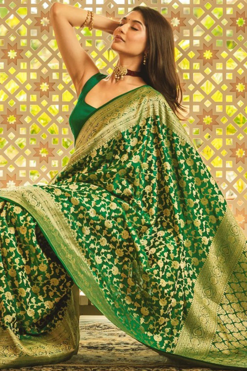 Epiphany Green Soft Silk Saree With Arresting Blouse Piece