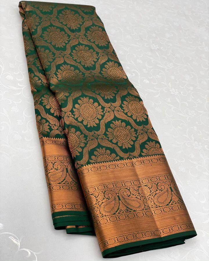 Glowing Dark Green Soft Silk Saree With Demesne Blouse Piece