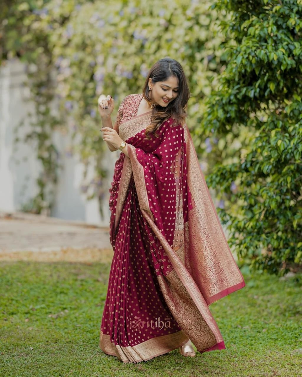 Ethnic Maroon Soft Silk Saree With Charming Blouse Piece