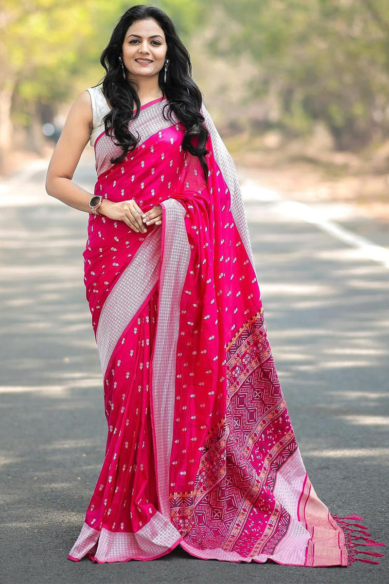 Incomparable Dark Pink Cotton Silk Saree With Epiphany Blouse Piece