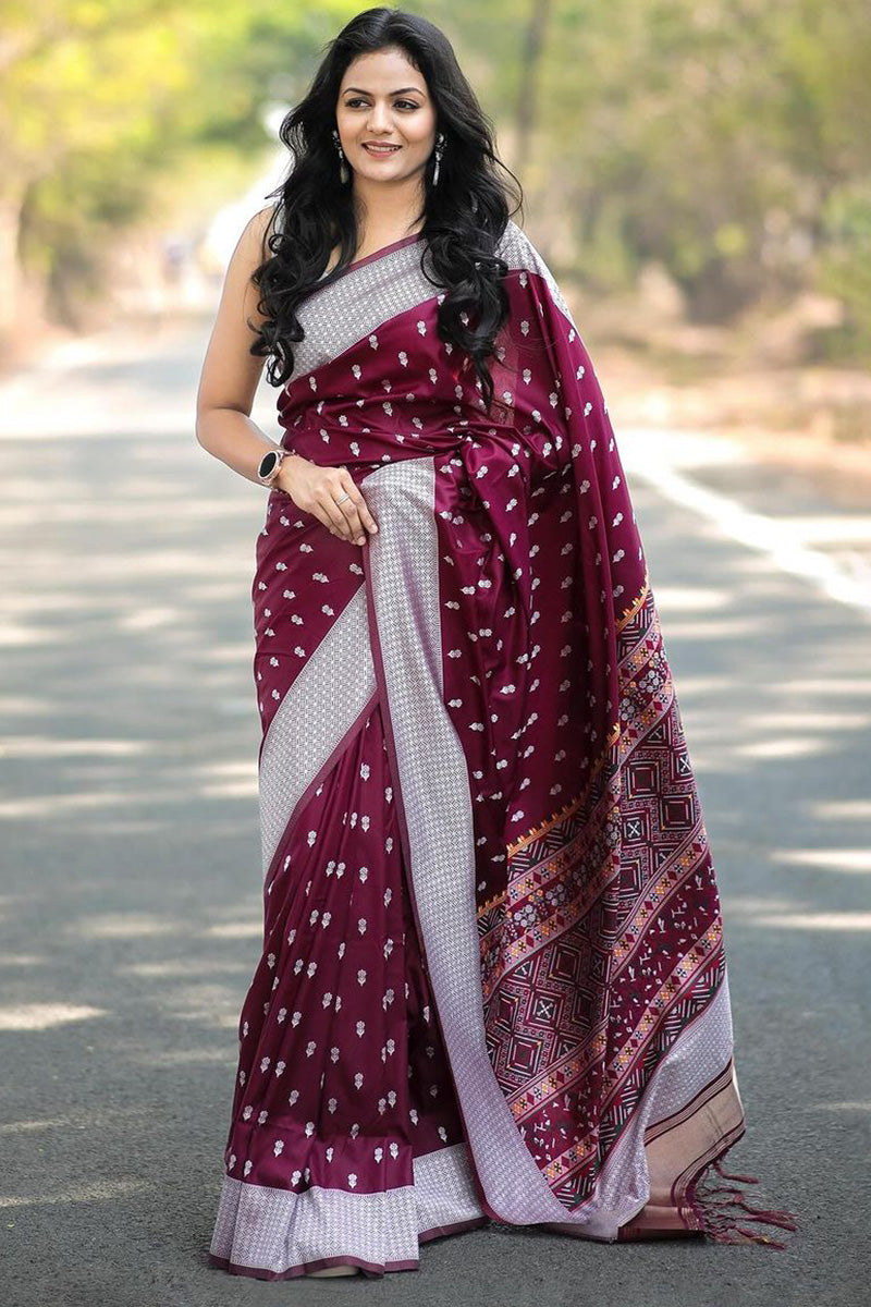 Magnetic Wine Cotton Silk Saree With Engrossing Blouse Piece