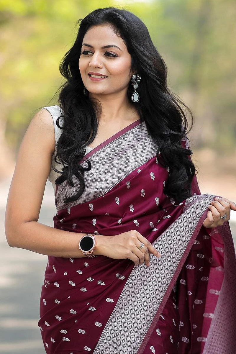 Magnetic Wine Cotton Silk Saree With Engrossing Blouse Piece