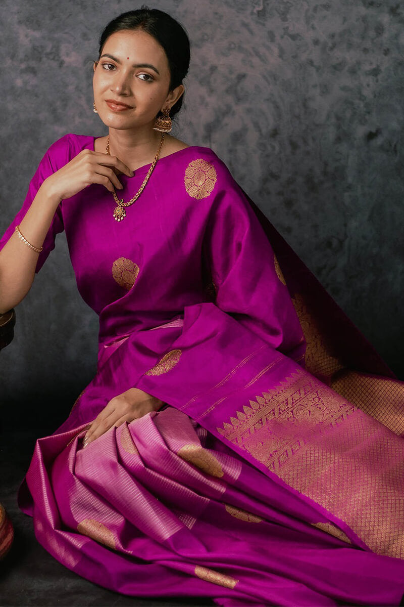 Engrossing Magenta Soft Silk Saree With Fancifull Blouse Piece