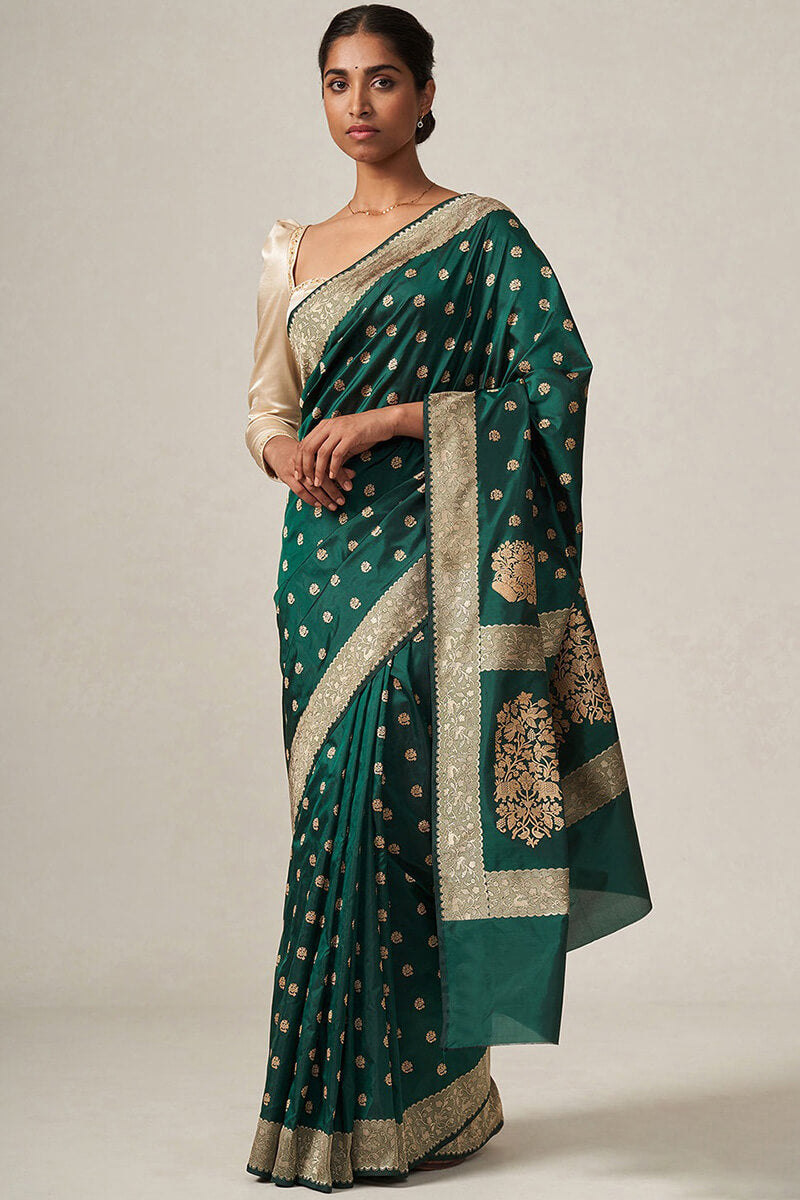 Smashing Rama Soft Silk Saree With Radiant Blouse Pieced