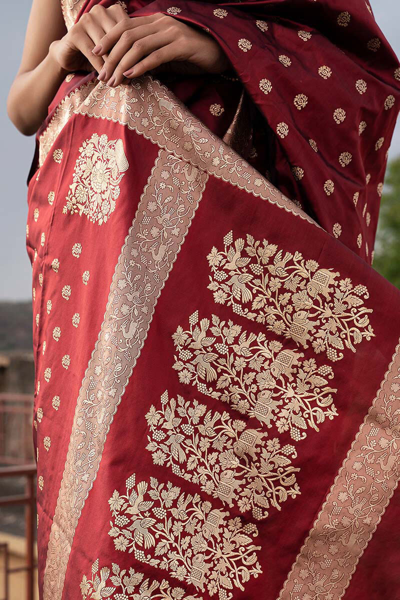 Nectarous Wine Soft Silk Saree With Fantabulous Blouse Pieced