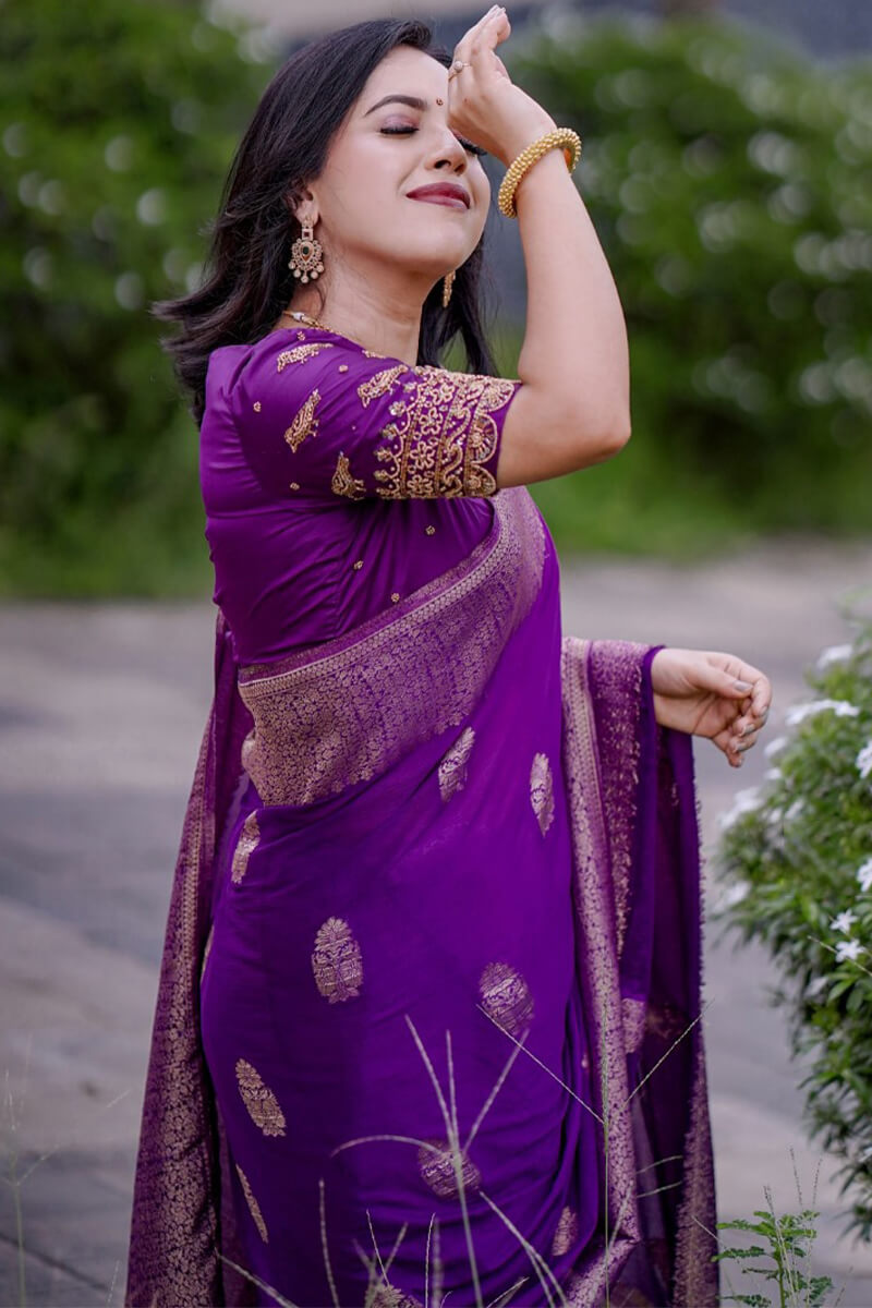 Gratifying Purple Linen Silk Saree With Beautiful Blouse Piece