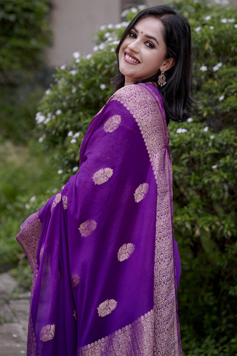 Gratifying Purple Linen Silk Saree With Beautiful Blouse Piece