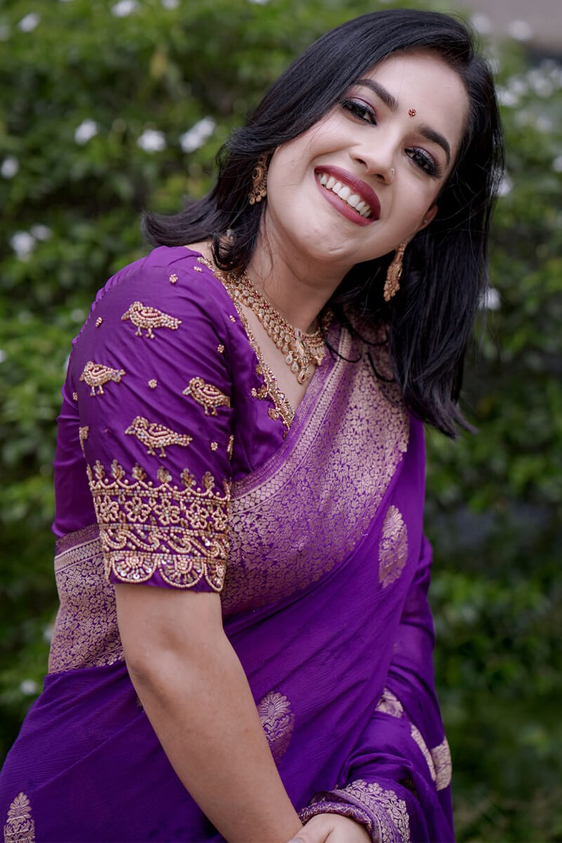 Gratifying Purple Linen Silk Saree With Beautiful Blouse Piece