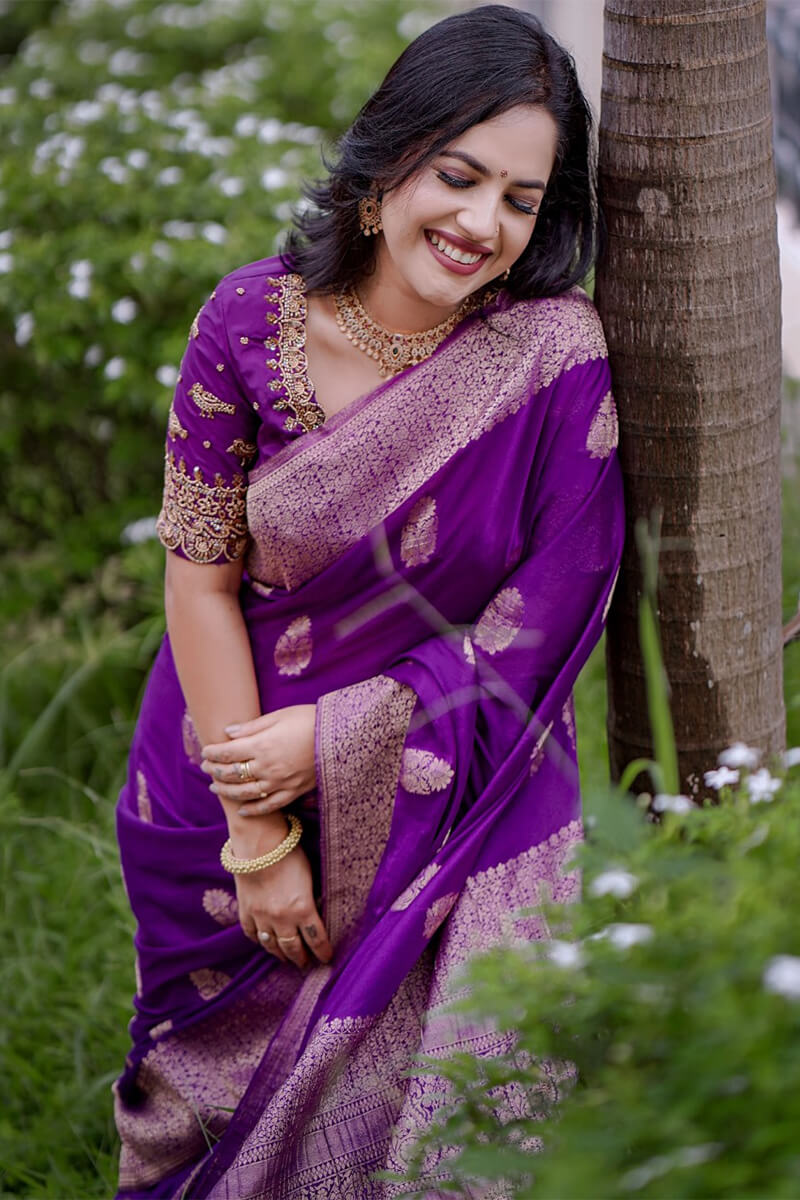 Gratifying Purple Linen Silk Saree With Beautiful Blouse Piece