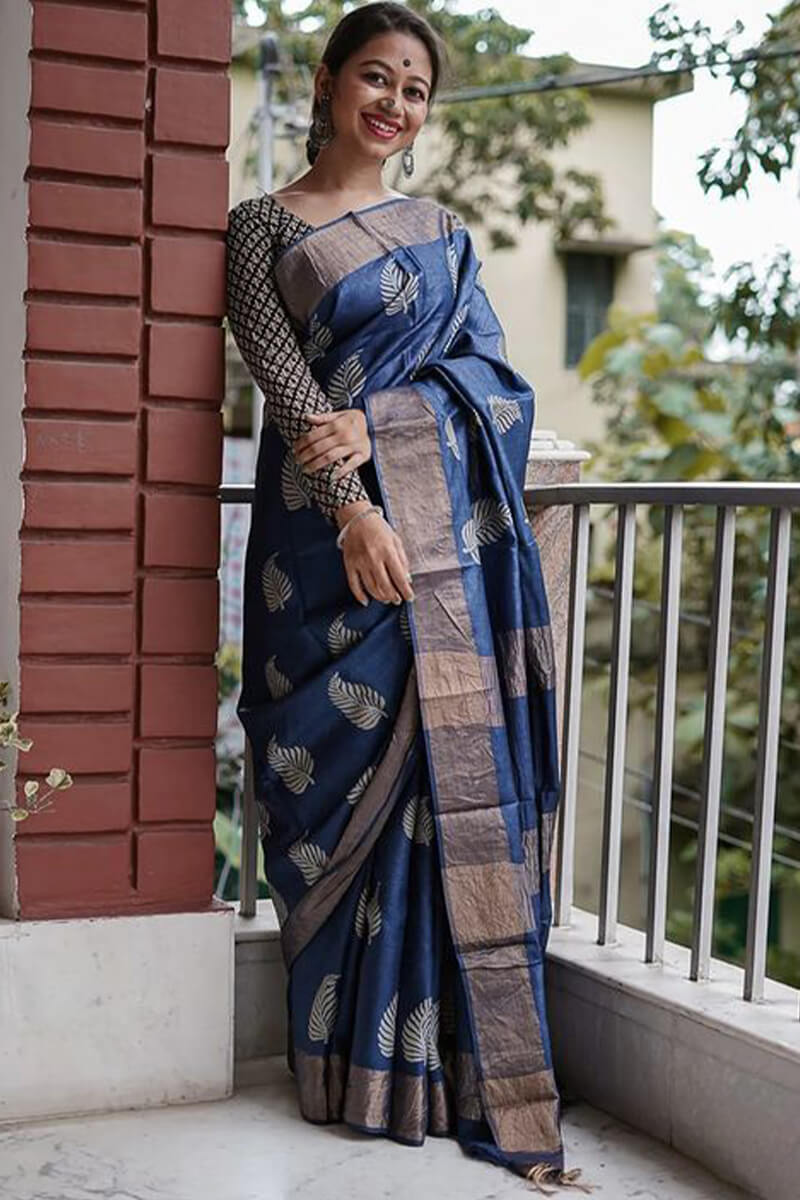 Blissful Navy Blue Linen Silk Saree With Intricate Blouse Piece