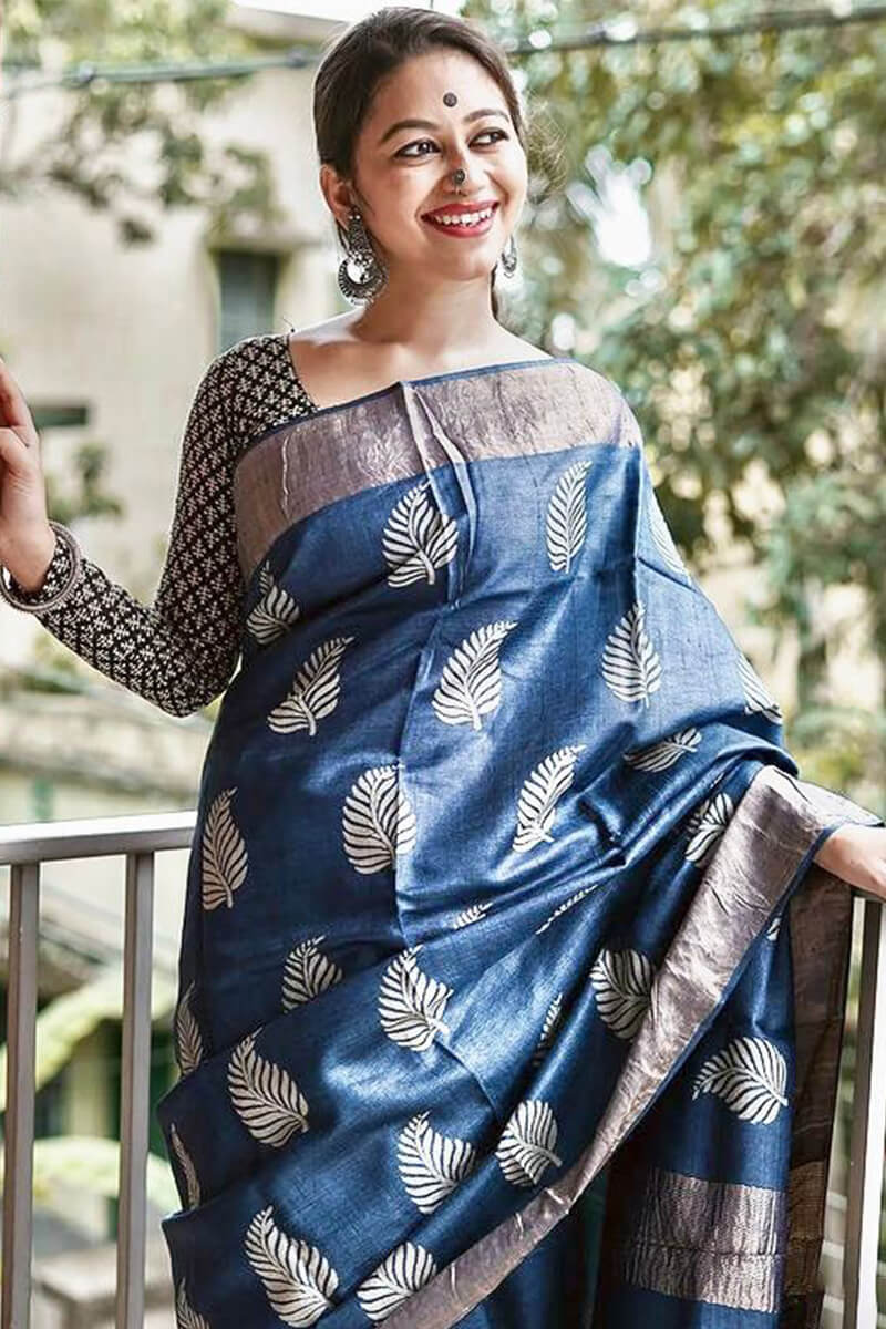 Blissful Navy Blue Linen Silk Saree With Intricate Blouse Piece