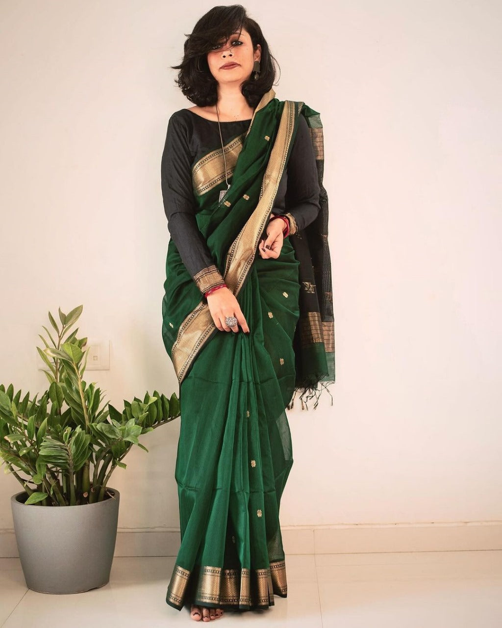 Attractive Dark Green Linen Silk Saree With Classy Blouse Piece