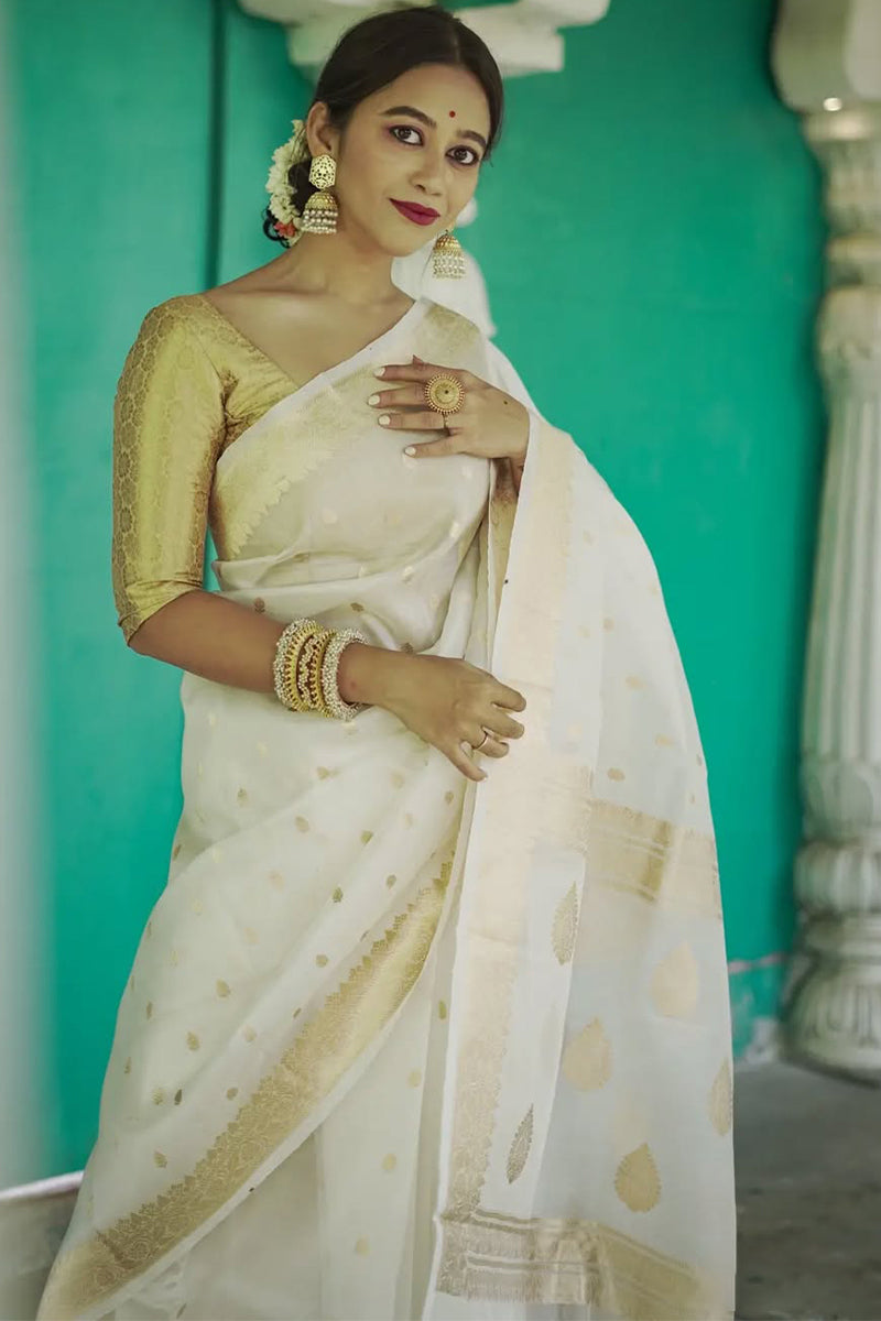 Exuberant Off White  Linen Silk Saree With Proficient Blouse Piece