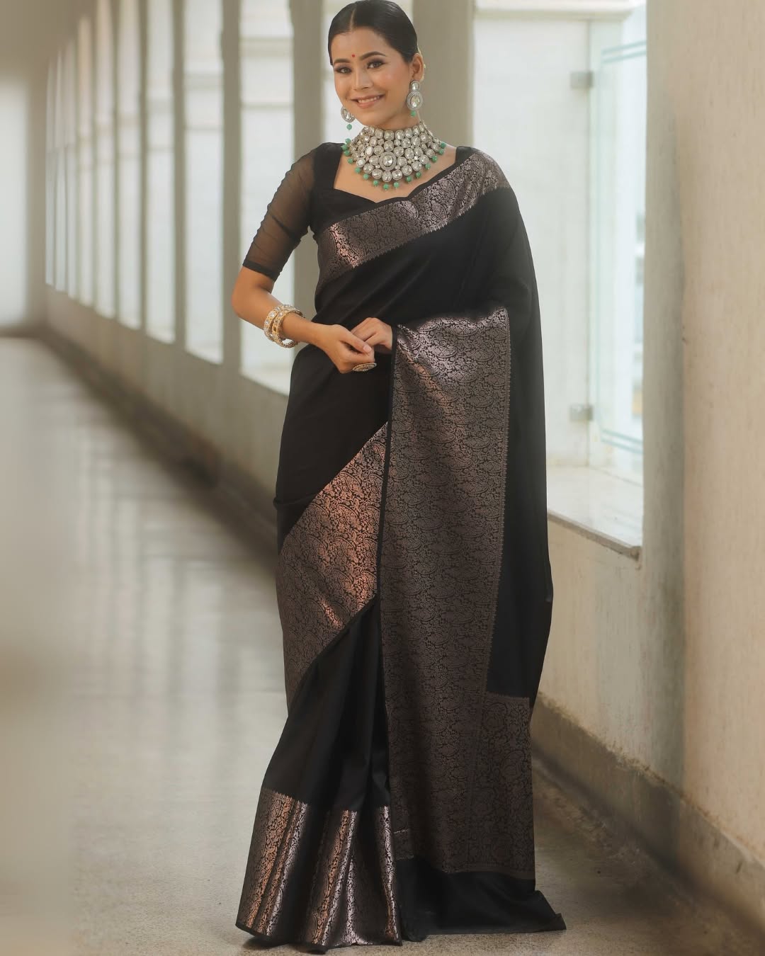 Surpassing Black Soft Silk Saree With Breathtaking Blouse Piece