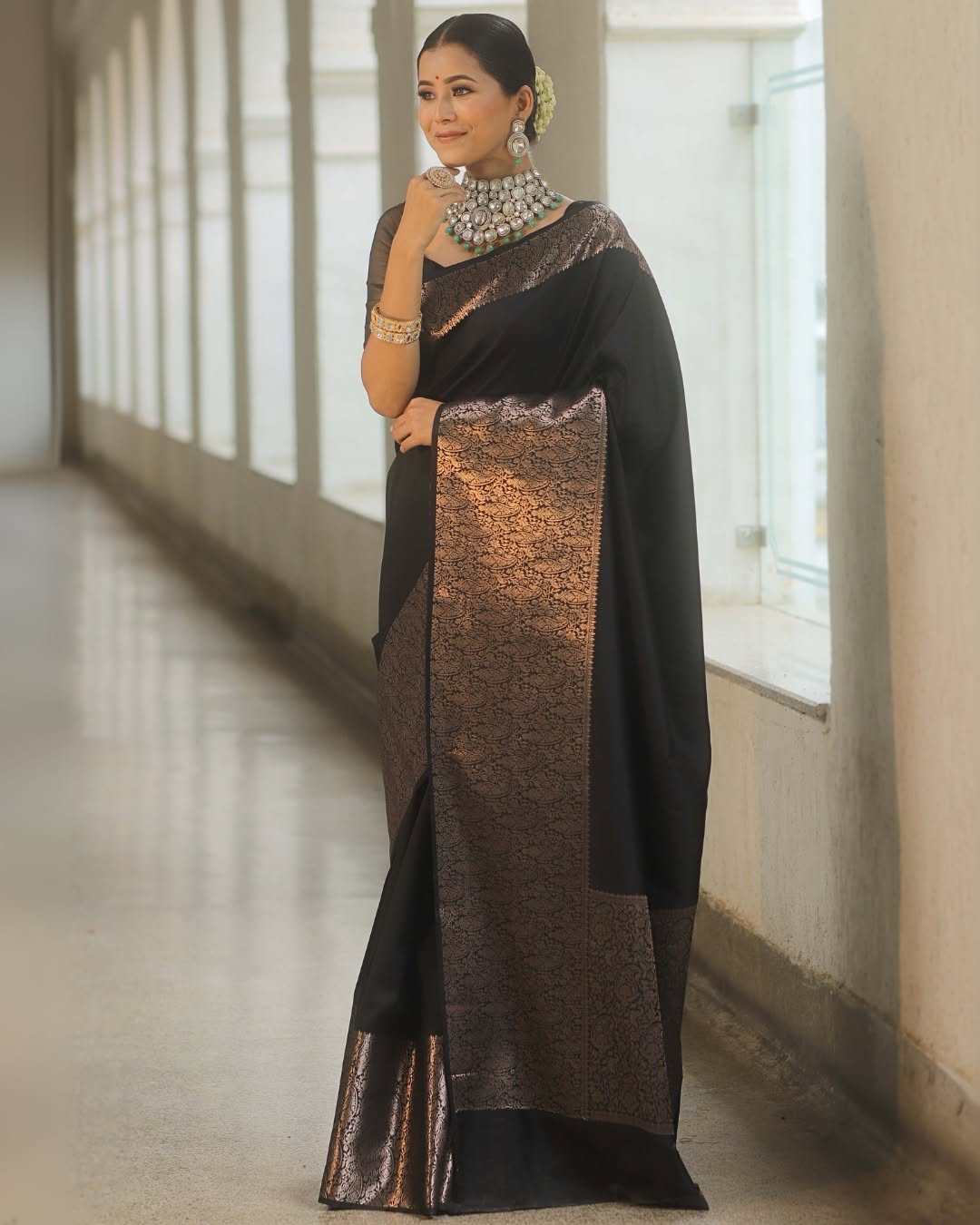 Surpassing Black Soft Silk Saree With Breathtaking Blouse Piece