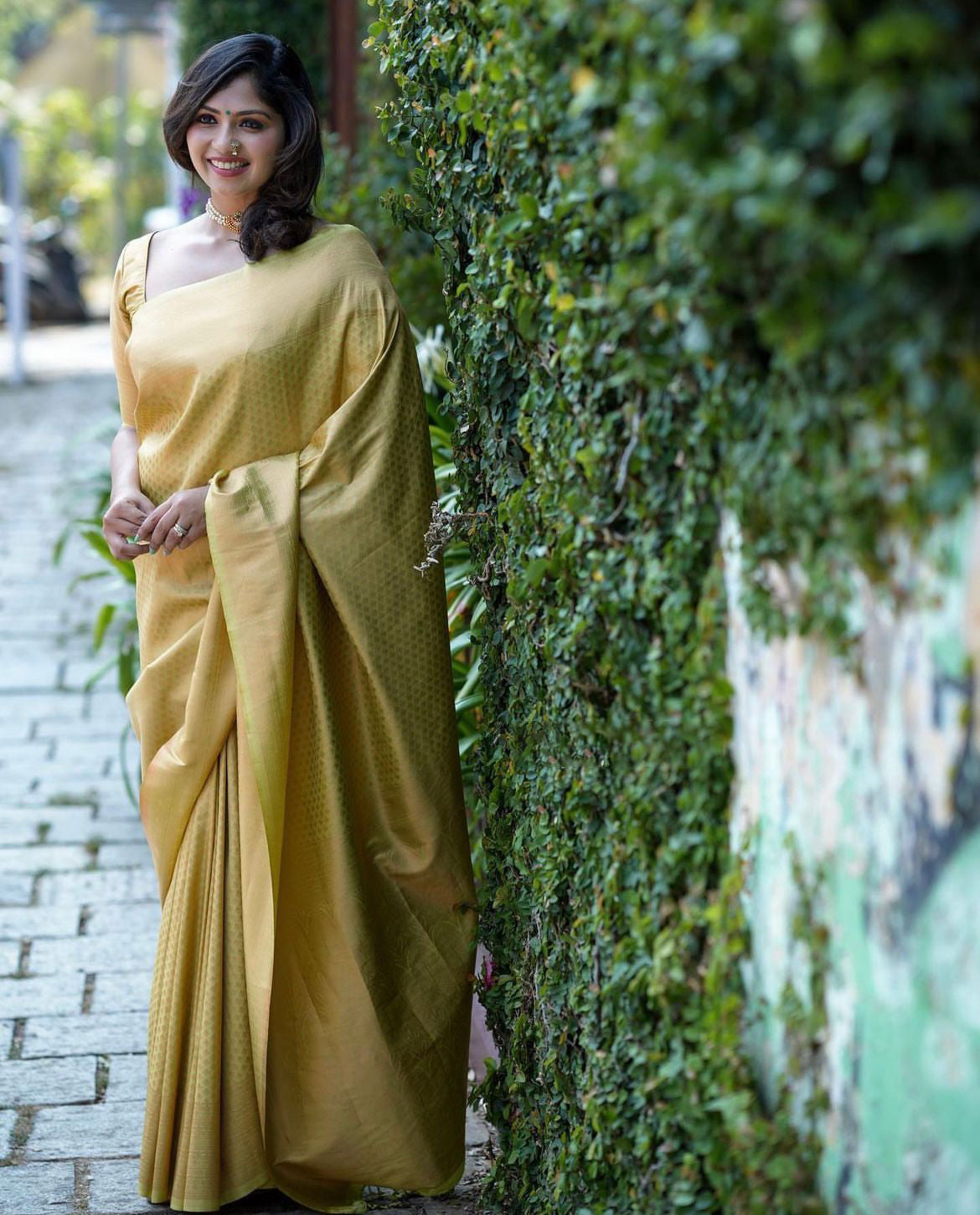 Unequalled Yellow Soft Silk Saree With Dissemble Blouse Piece