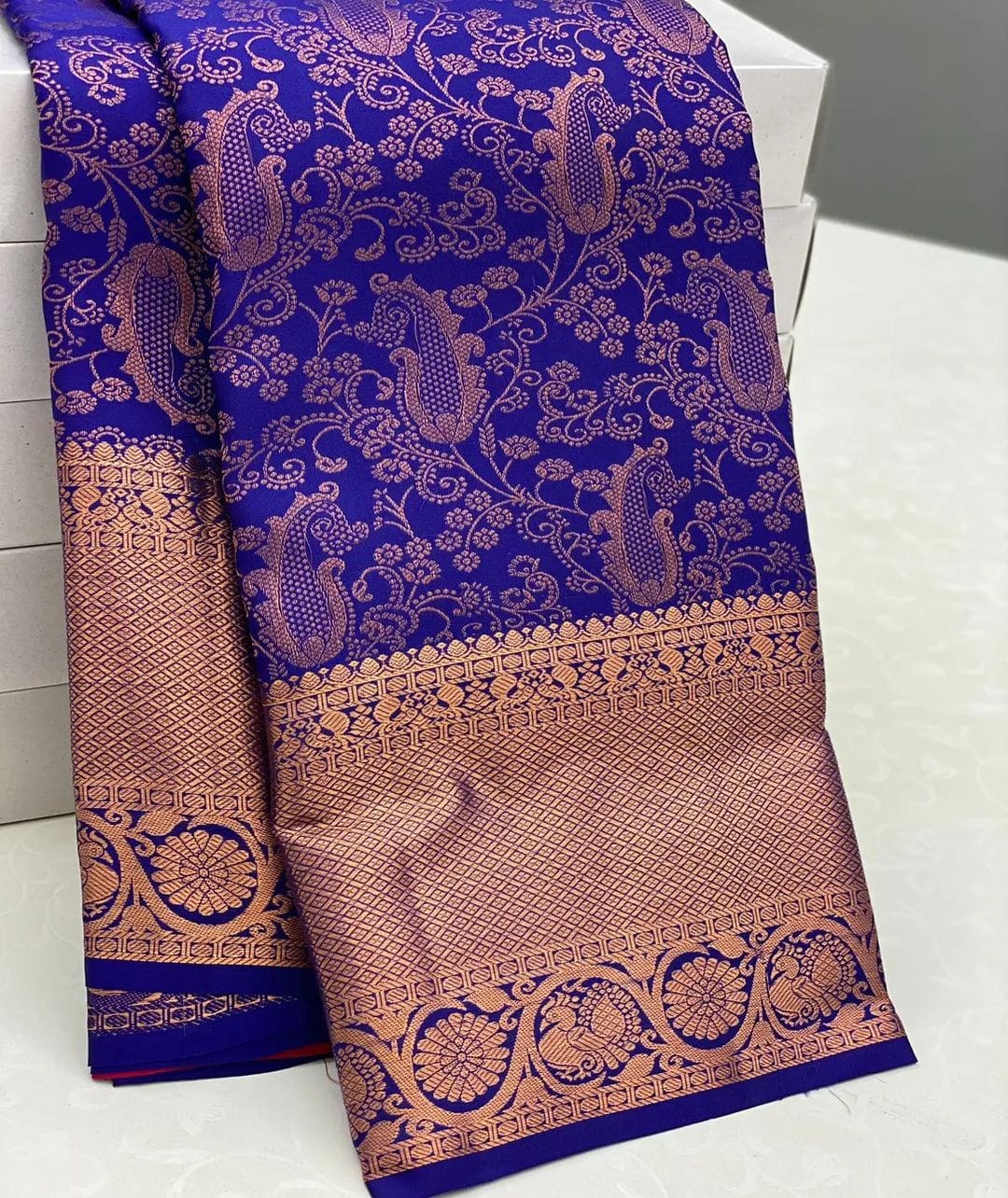 Grandiose Blue Soft Silk Saree With Angelic Blouse Piece