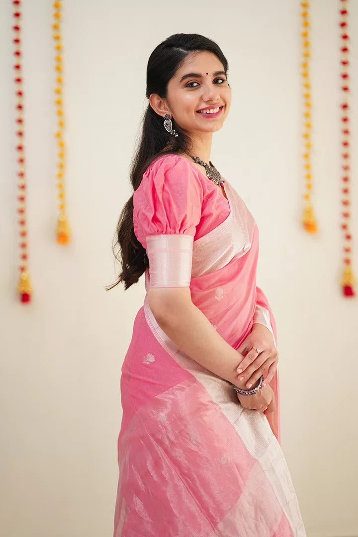 Improbable Pink Cotton Silk Saree With Flaunt Blouse Piece