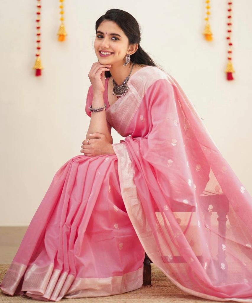 Improbable Pink Cotton Silk Saree With Flaunt Blouse Piece