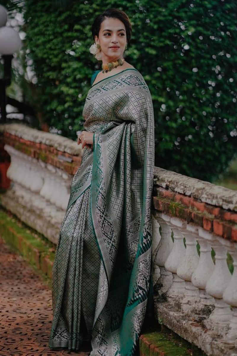 Verdant Green Soft Silk Saree With Radiant Blouse Piece