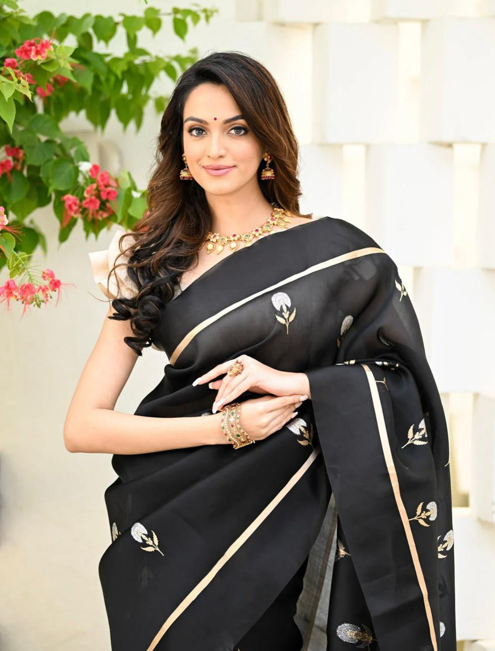 Prettiest Black Soft Silk Saree With Lassitude Blouse Piece