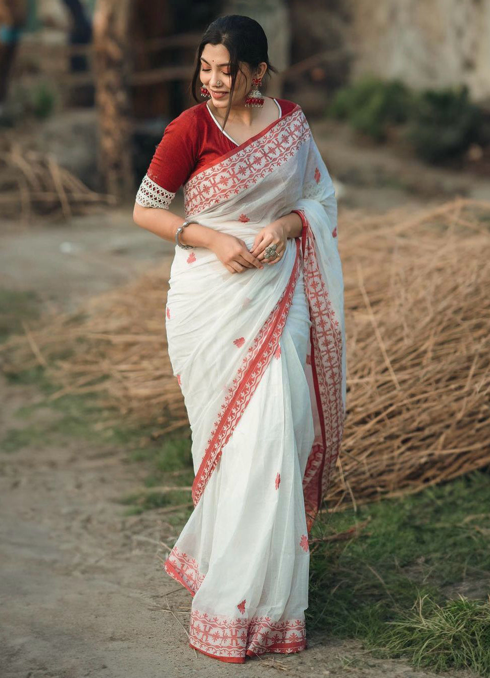 Demesne White Cotton Silk Saree With Zephyr Blouse Piece