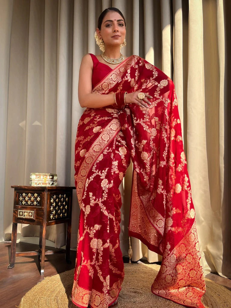 Skinny Red Soft Silk Saree With Imaginative Blouse Piece