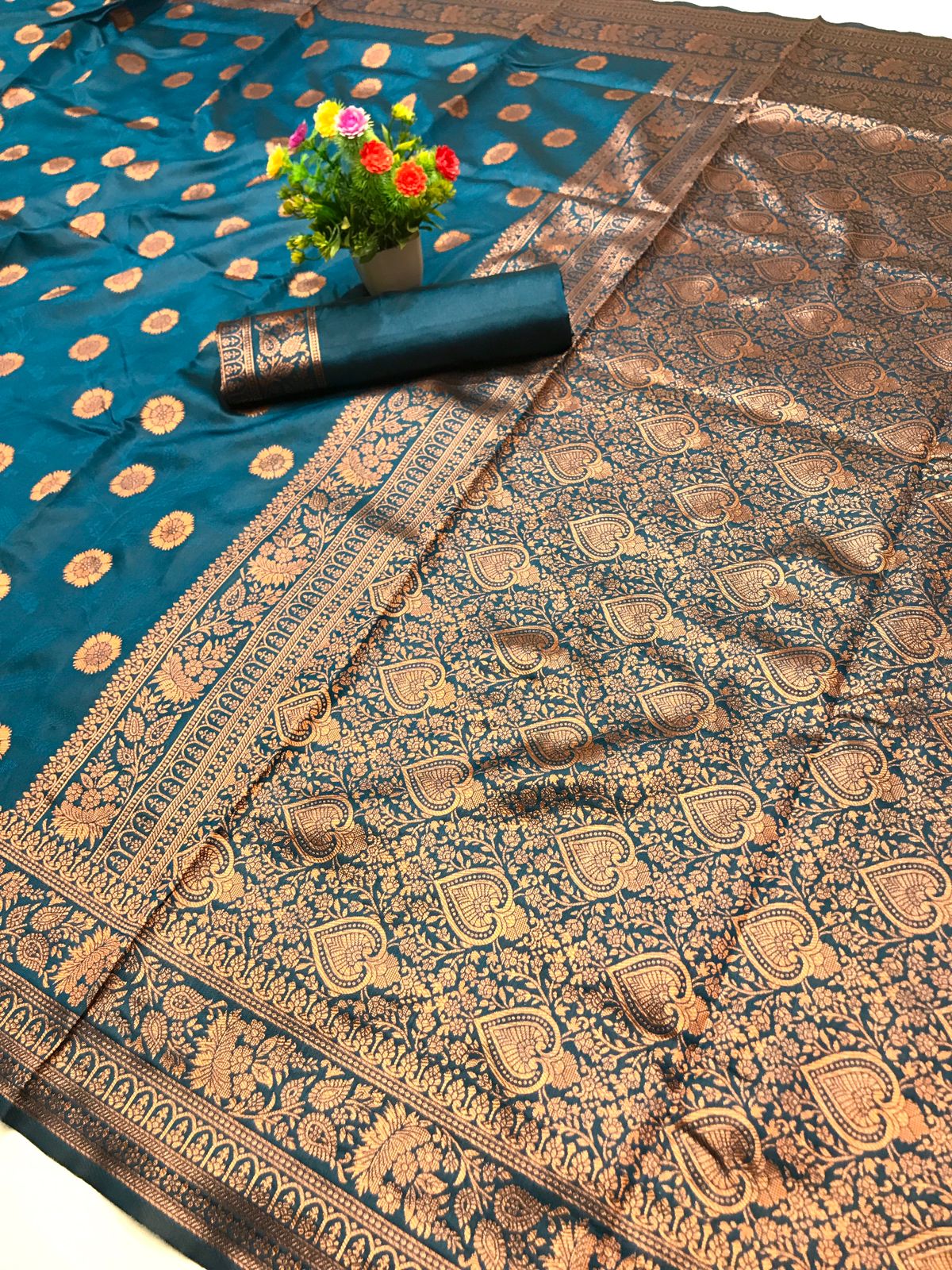 Preferable Rama Soft Silk Saree With Panache Blouse Piece