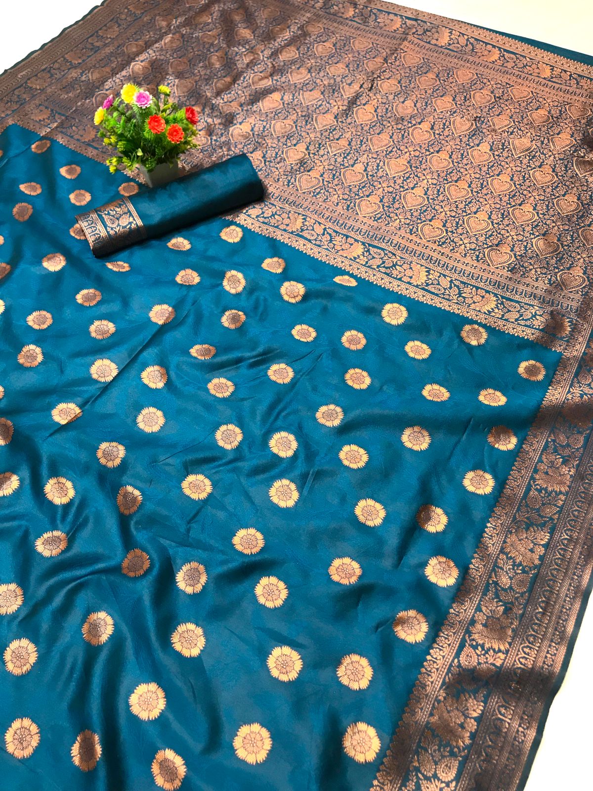 Preferable Rama Soft Silk Saree With Panache Blouse Piece