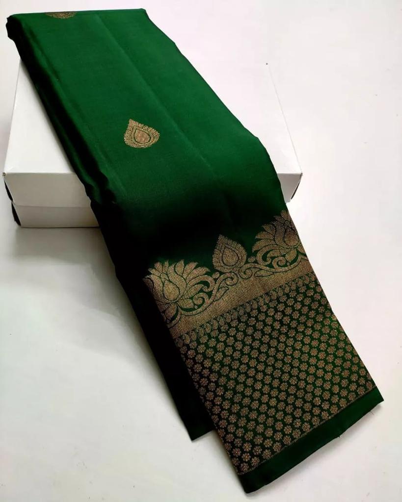 Captivating Dark Green Soft Silk Saree With Ebullience Blouse Piece