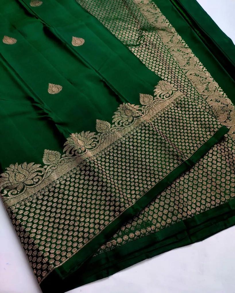 Captivating Dark Green Soft Silk Saree With Ebullience Blouse Piece