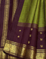 Woebegone Green Soft Silk Saree With Sonorous Blouse Piece