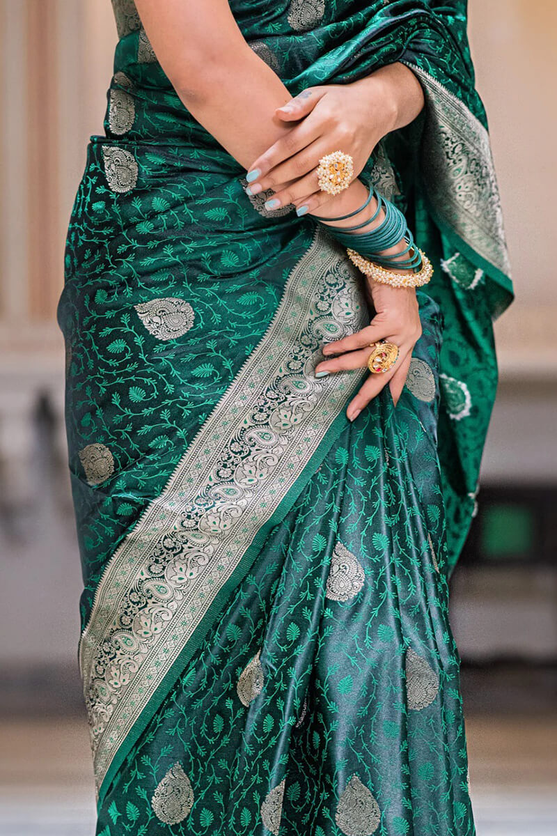 Vestigial Dark Green Soft Silk Saree With Incredible Blouse Piece