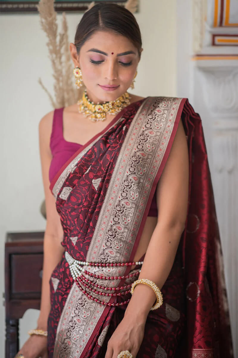 Improbable Maroon Soft Silk Saree With Enigmatic Blouse Piece