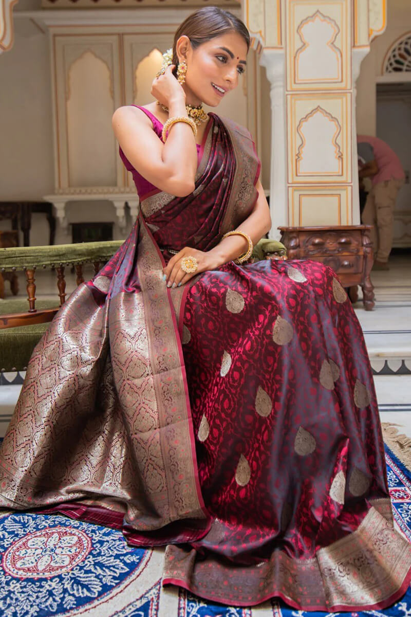 Improbable Maroon Soft Silk Saree With Enigmatic Blouse Piece