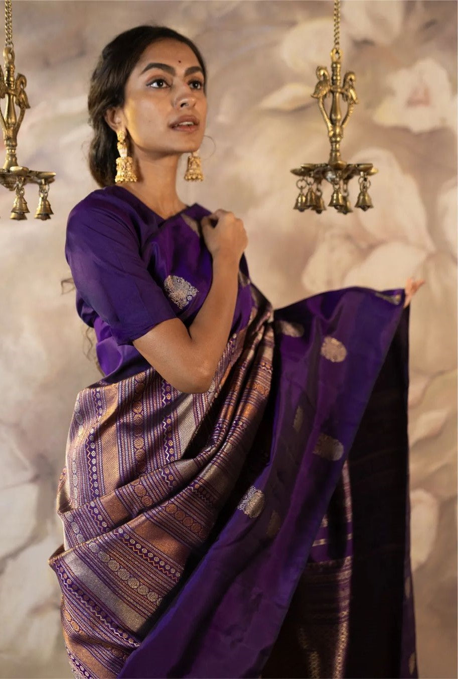 Scintillating Purple Soft Silk Saree With Ornate Blouse Piece