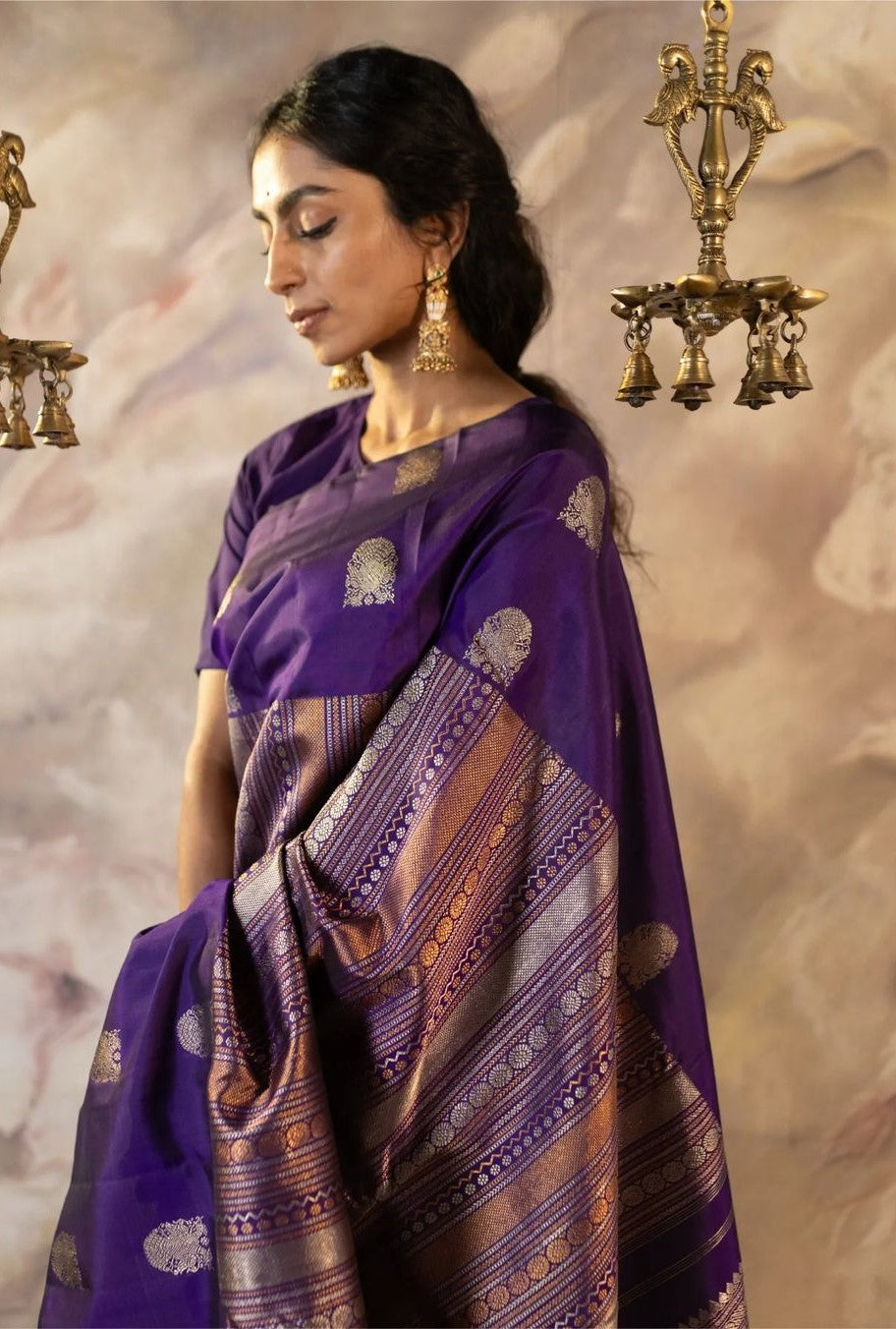 Scintillating Purple Soft Silk Saree With Ornate Blouse Piece