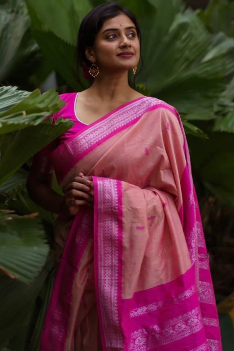 Ornate Pink Soft Silk Saree With Vivacious Blouse Piece